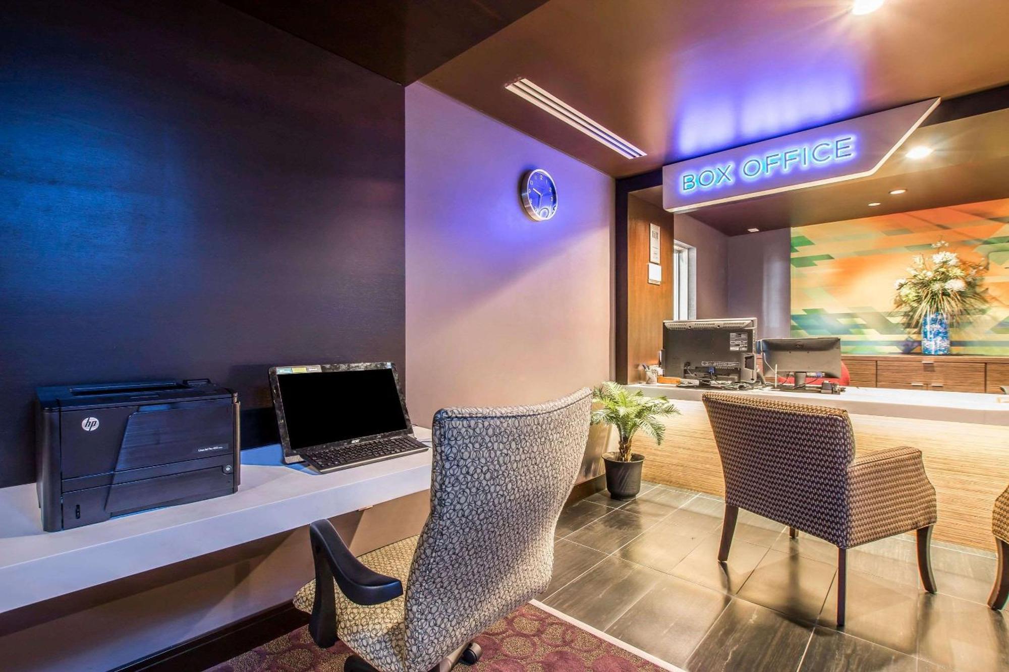 Tilt Hotel Universal-Hollywood, An Aga Collection Hotel — Photos 3